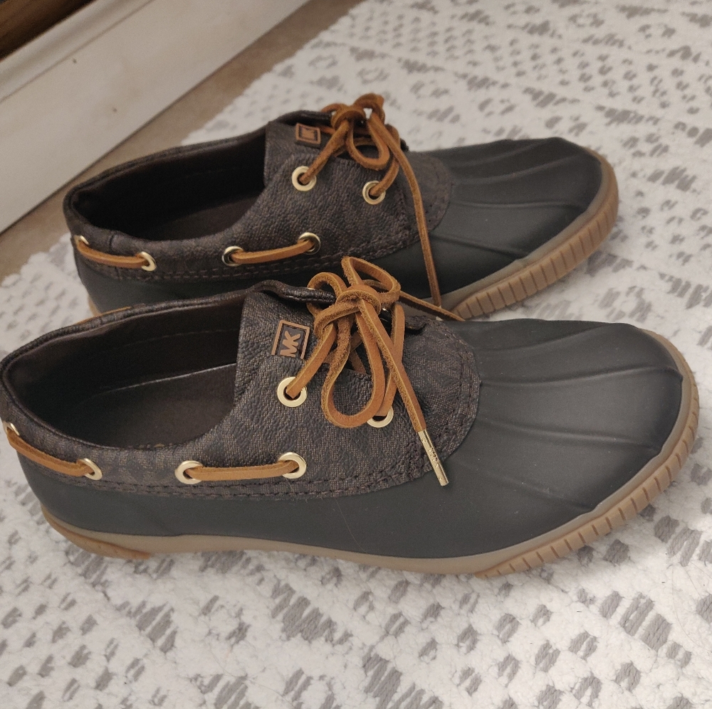 Michael Kors hyde duck boot